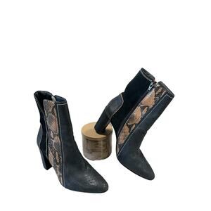 Matisse Cobra Snake Print Leather Point Toe Western Ankle Boot Women 7.5 M